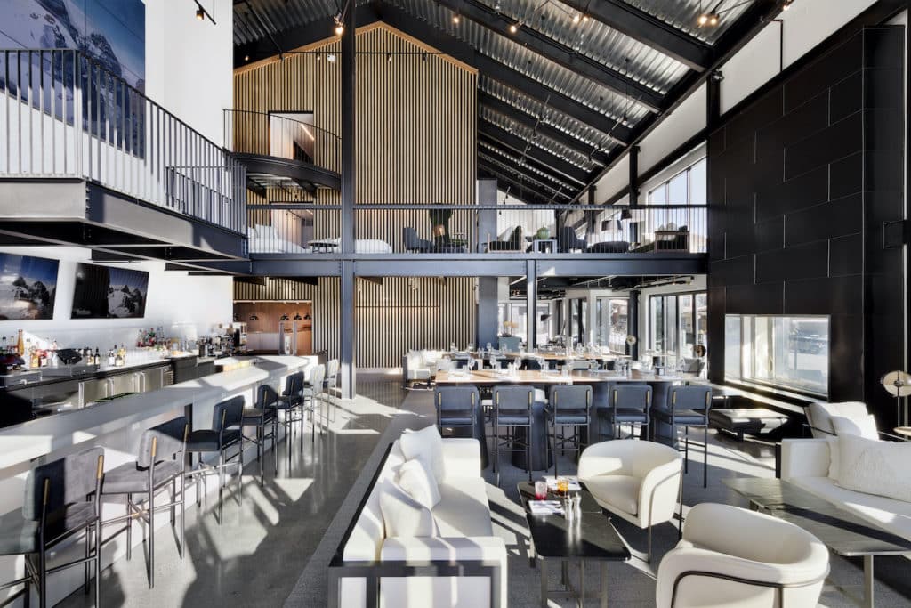 Continuum Bar