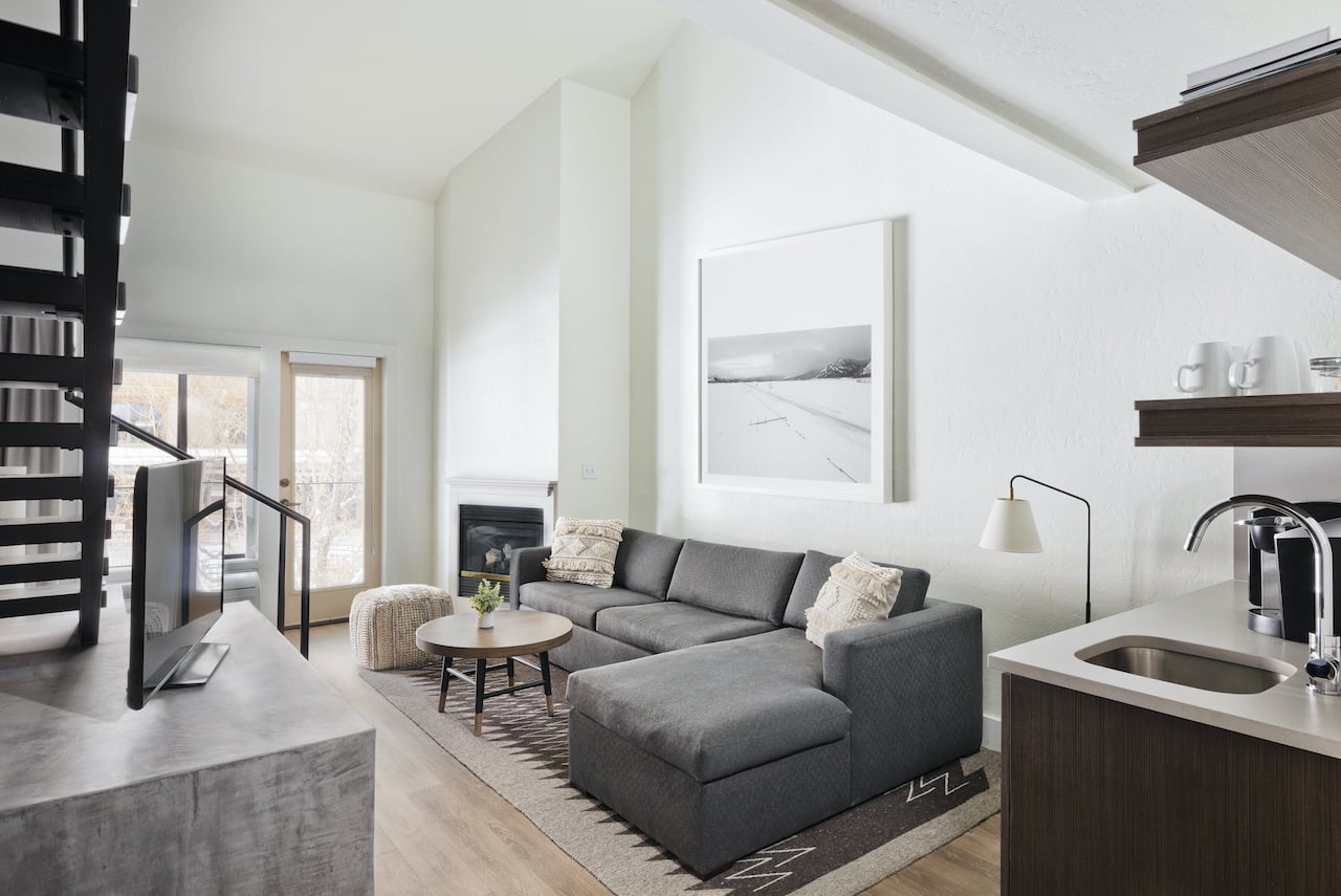 Loft King Kitchenette